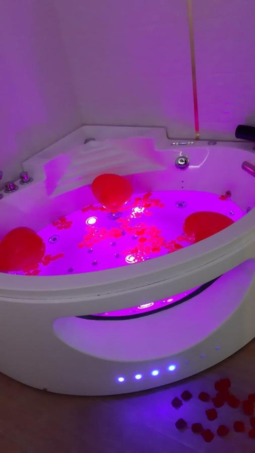 Nid D'Amour Baignoire/Jacuzzi Νίκαια Εξωτερικό φωτογραφία